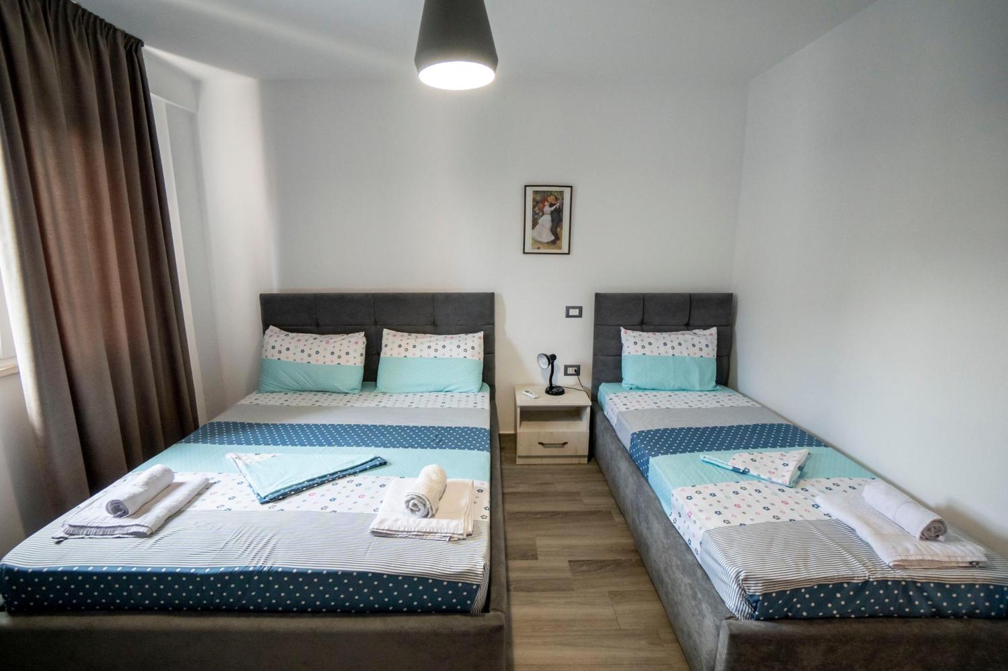 Tuttomondo Apartments Голем Екстериор снимка