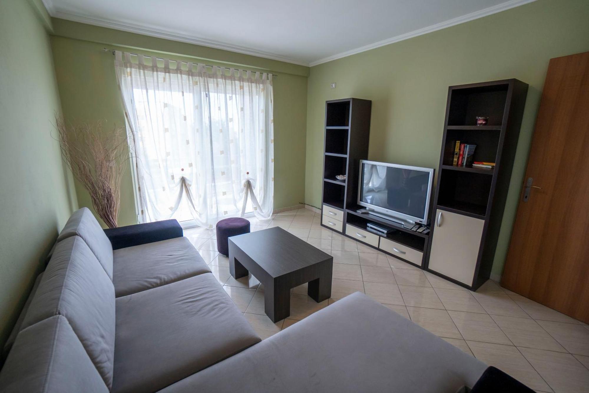 Tuttomondo Apartments Голем Екстериор снимка