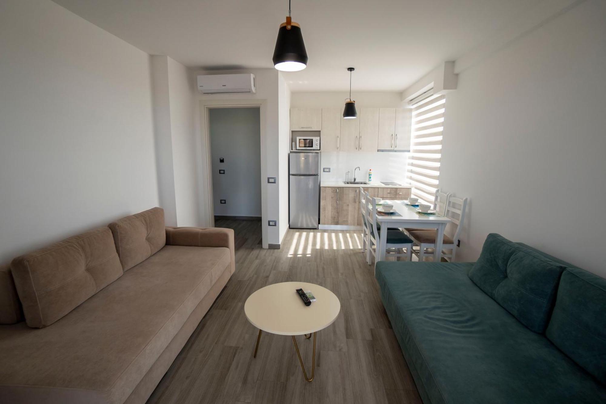 Tuttomondo Apartments Голем Екстериор снимка