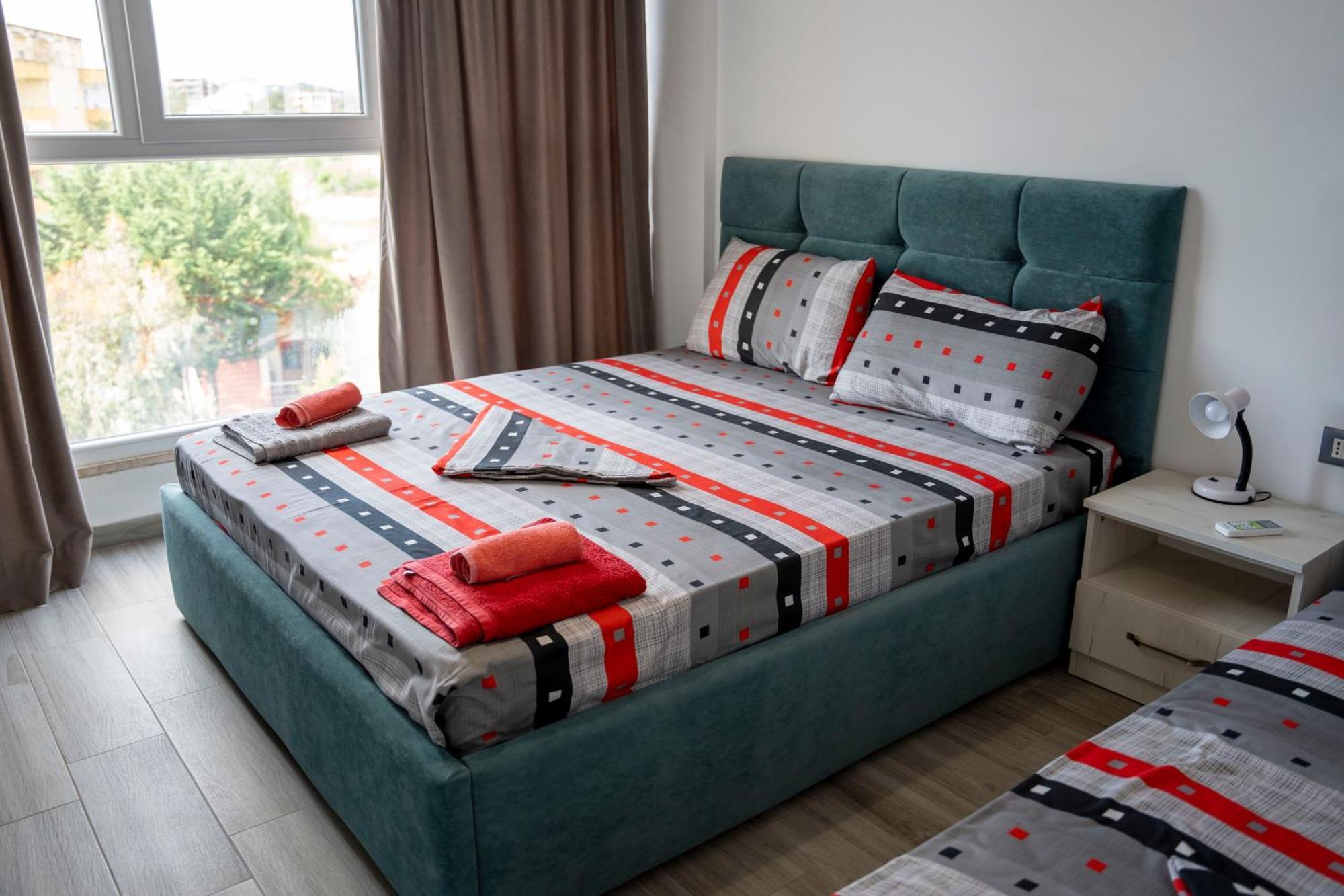 Tuttomondo Apartments Голем Екстериор снимка