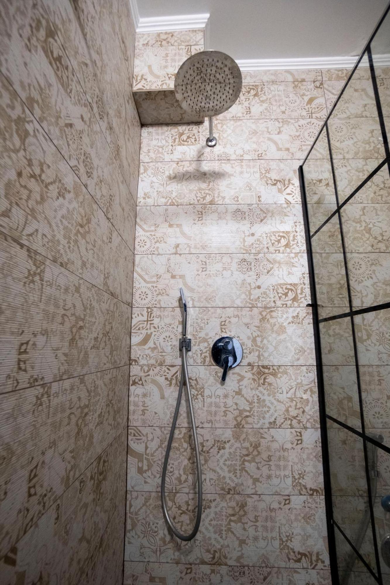 Tuttomondo Apartments Голем Екстериор снимка