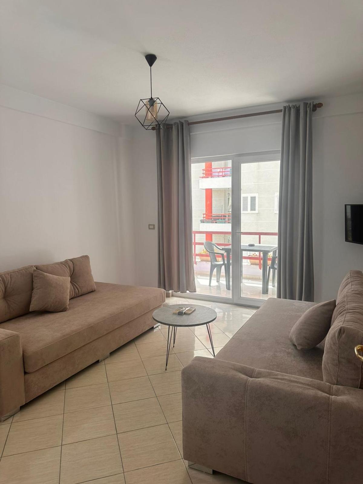 Tuttomondo Apartments Голем Екстериор снимка
