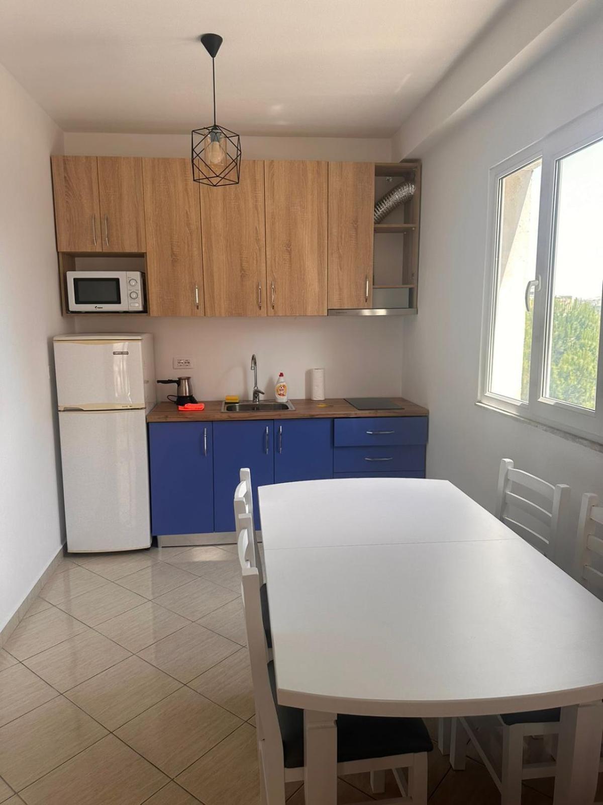 Tuttomondo Apartments Голем Екстериор снимка