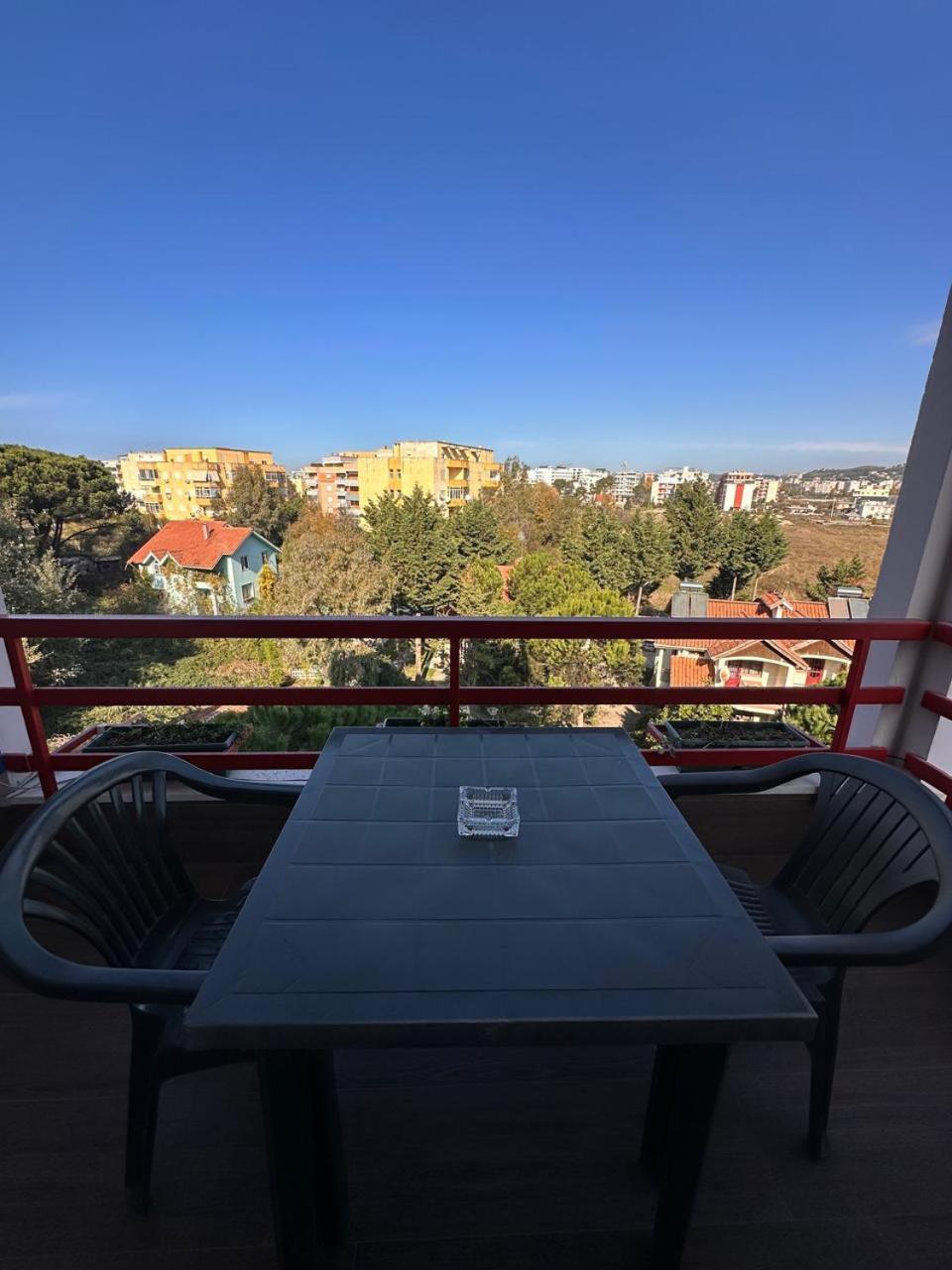 Tuttomondo Apartments Голем Екстериор снимка
